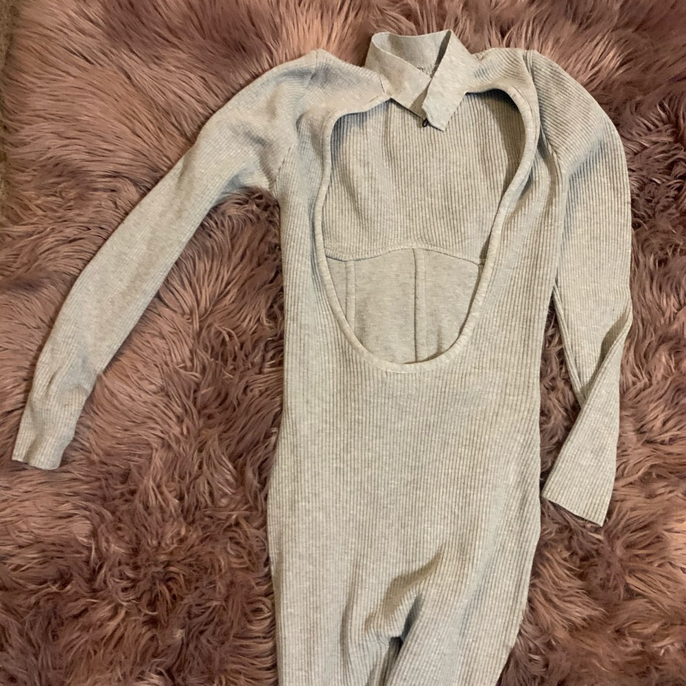 Light Grey Snap Back Jumpsuit Bundle - image 7